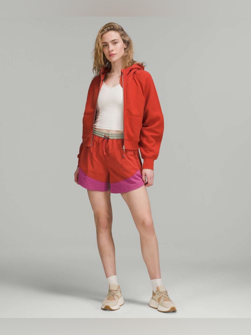 Lululemon Evergreen High-Rise Short 4.5"
Pink Punch / Pink Lychee / Raw Linen